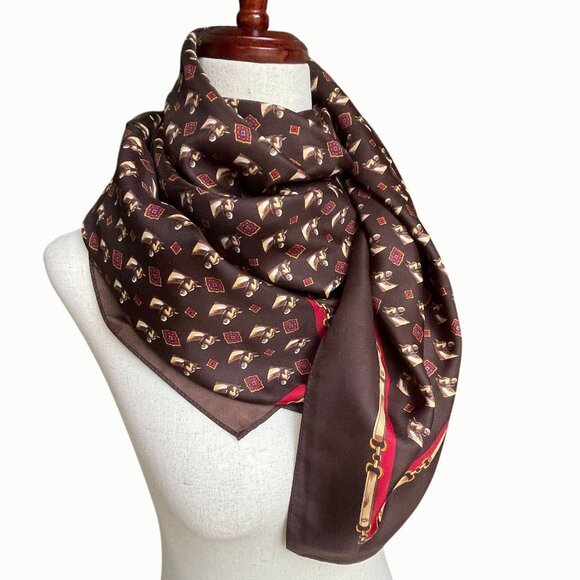 Lilo Creations Equestrian Horse Print Large 35" Square Brown Scarf - Picture 1 of 7